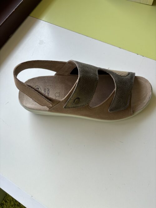 ANTONIA SANDAL PLATINO
